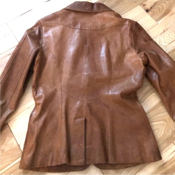 Danier Canada - distressed Italian leather jacket - Picture 8 of 9